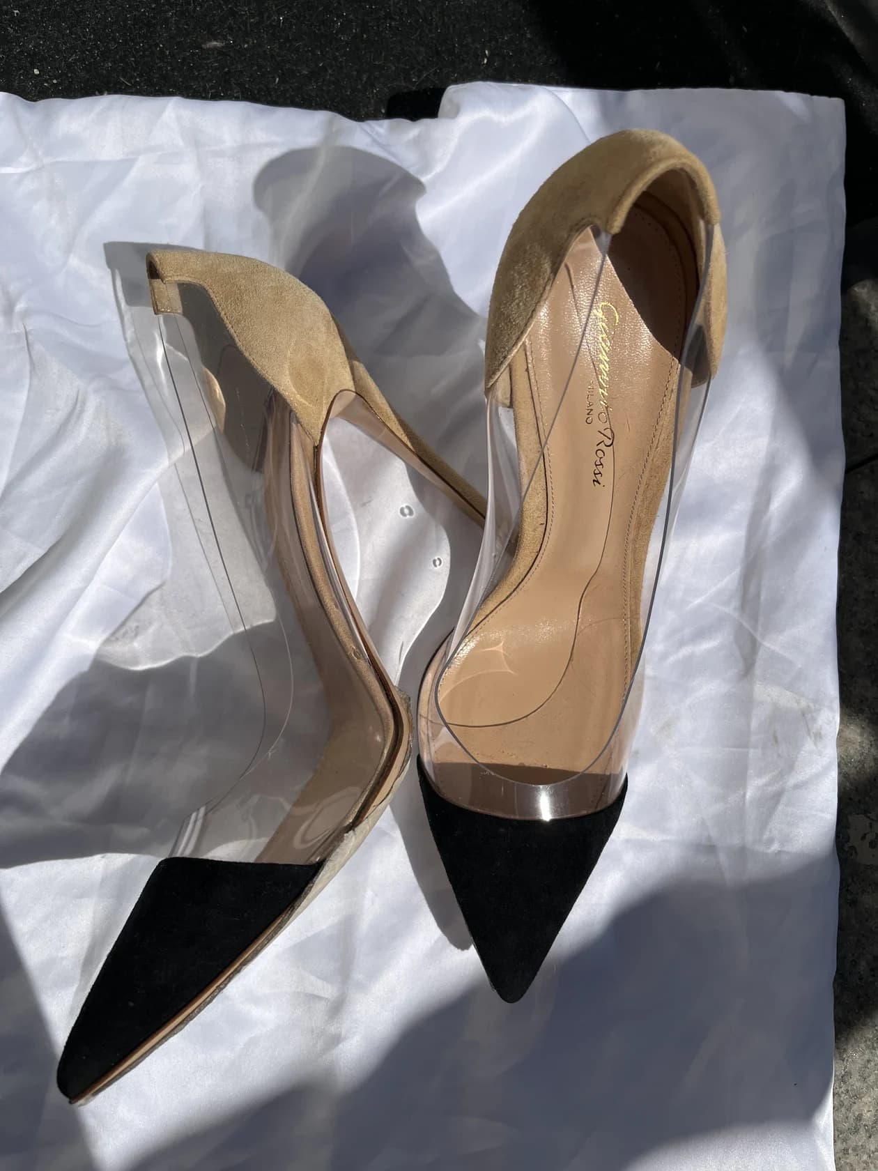 Лодочки Gianvito Rossi, черно-бежевая замша