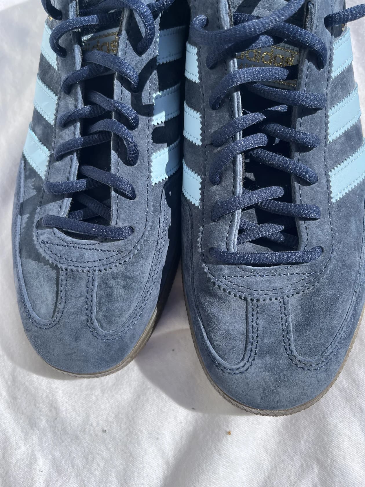 Замшевые кроссовки adidas Spezial, синие — фото 2