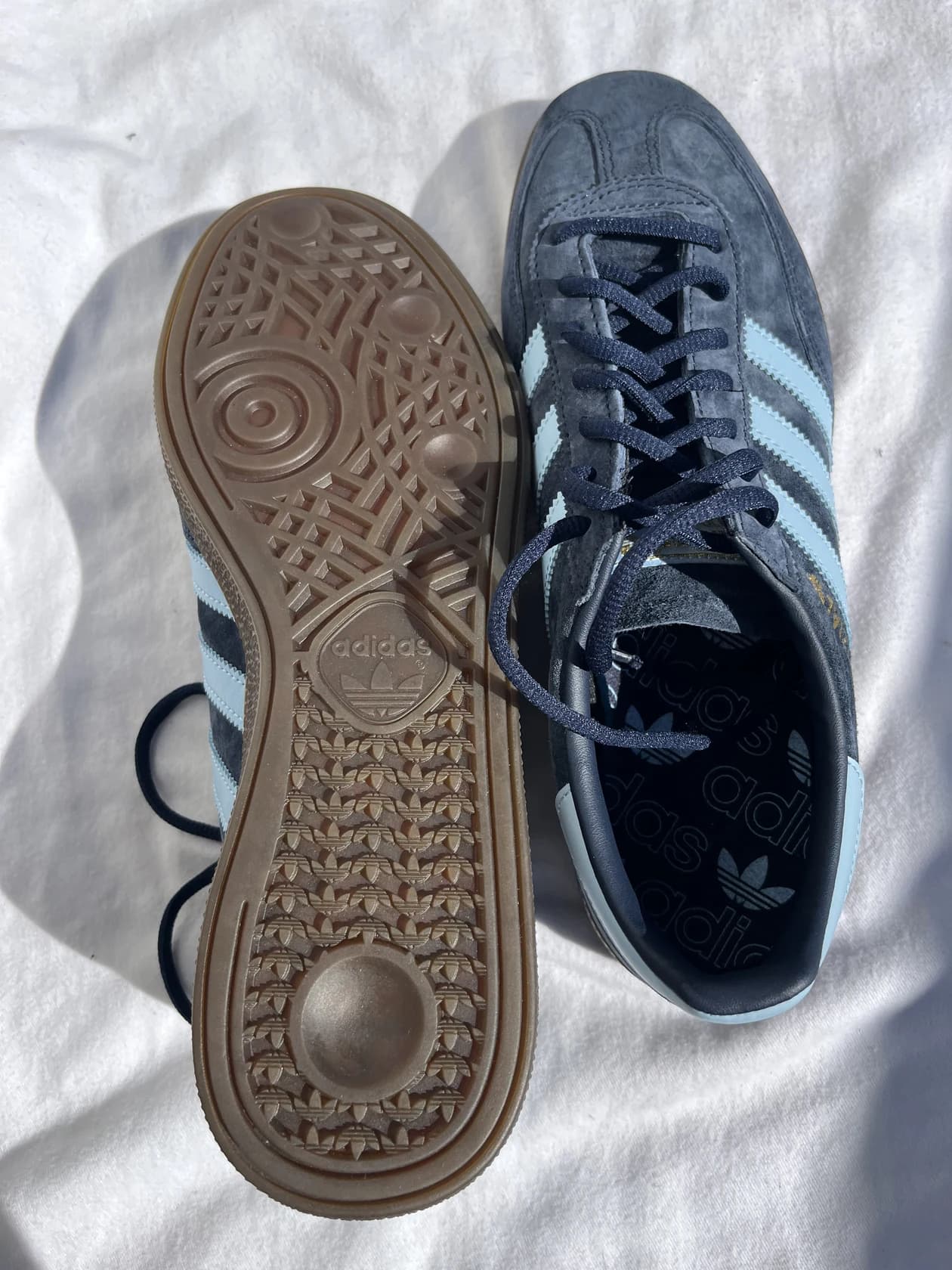 Замшевые кроссовки adidas Spezial, синие — фото 4