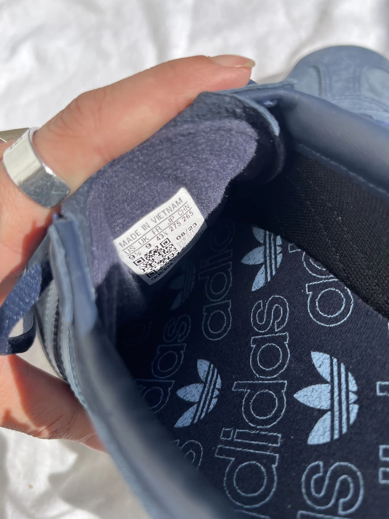 Замшевые кроссовки adidas Spezial, синие — фото 7