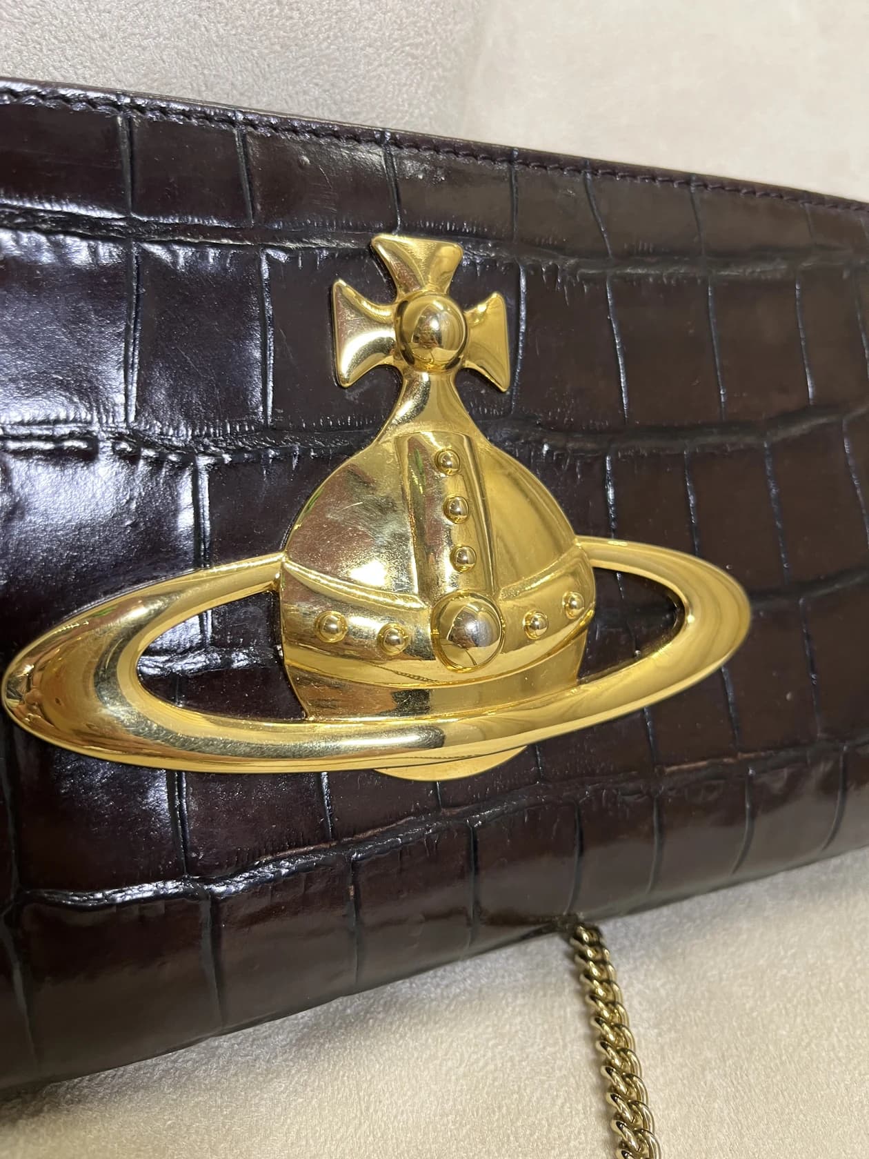 Клатч-кроссбоди Vivienne Westwood, кожа под крокодила — фото 3