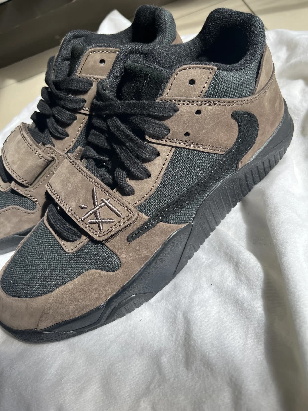 Кроссовки Nike Jumpman Jack by Travis Scott — фото 3