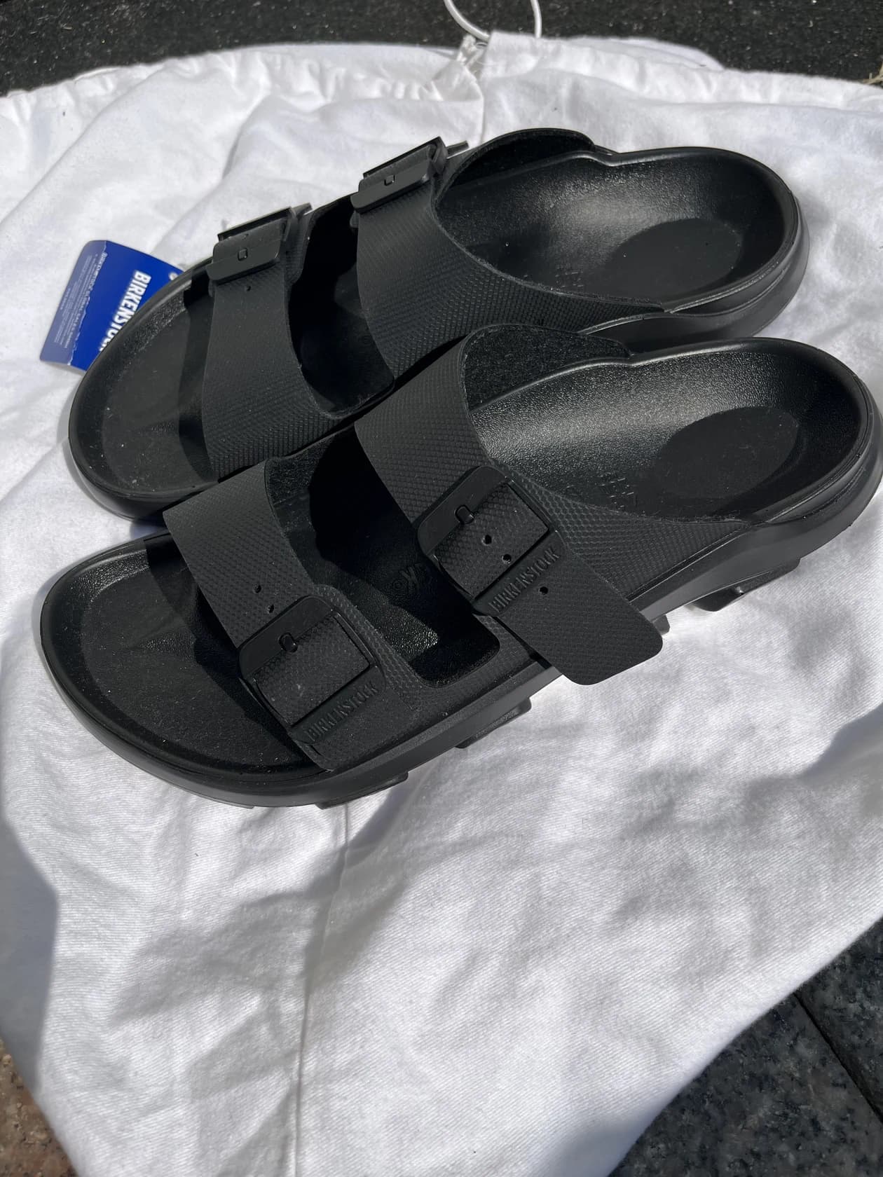 Черные шлепанцы Birkenstock, новые