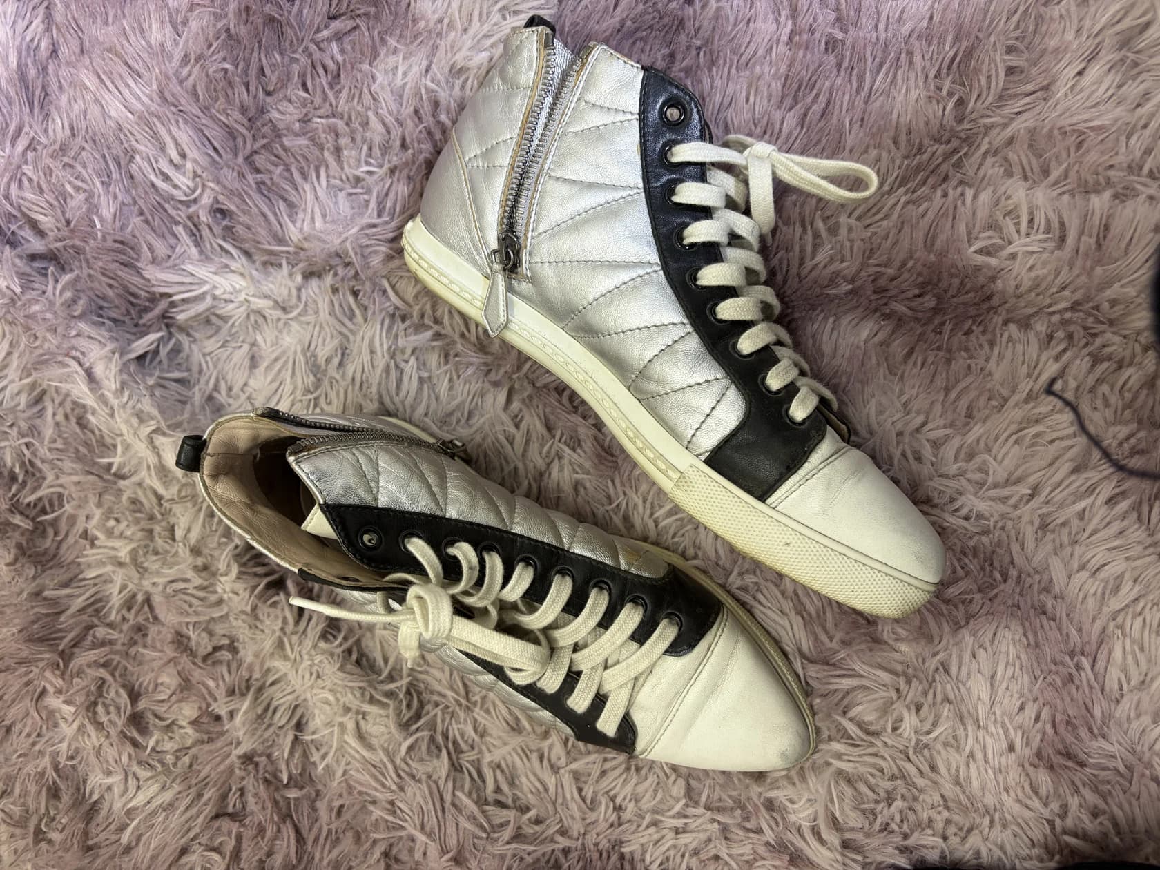 Высокие кеды Miu Miu из серебристой стеганой кожи — фото 8